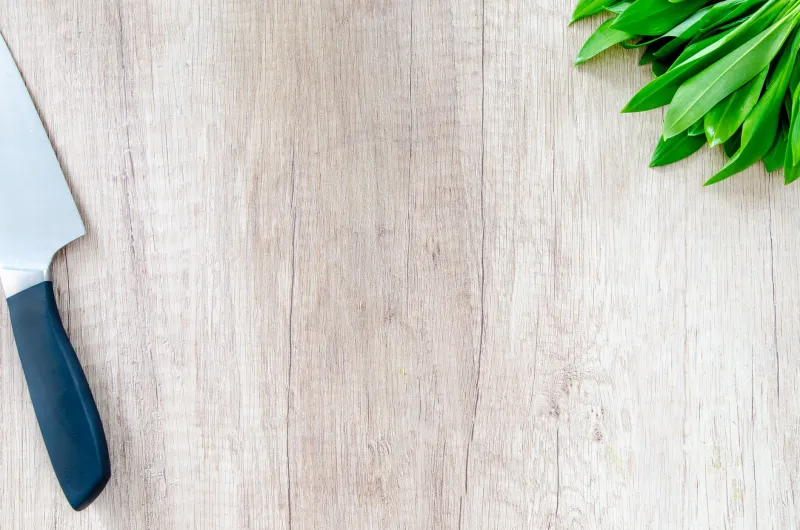 Three Knives, Total Confidence: What a Stripped-Down Kitchen Taught Me About Mastery